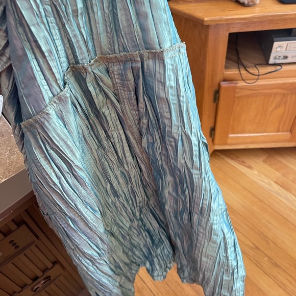 Cool Kringle jacket. Large. True color shows in #2 - Picture 5 of 13